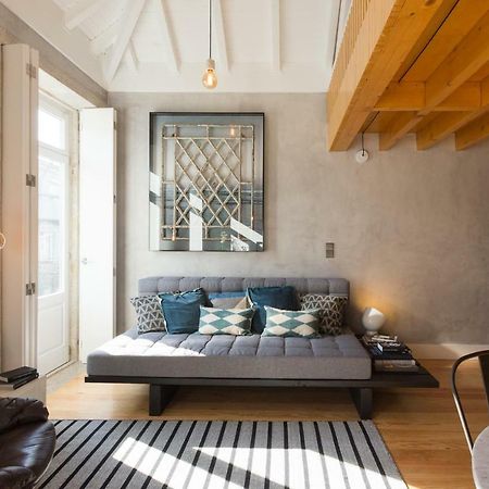 Gold & Grey Loft Almada Lejlighed Porto Eksteriør billede